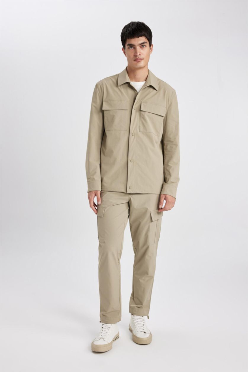 Erkek Bej Regular Fit Polo Yaka Çıtçıt Kapamalı Cepli Teknik Gömlek Ceket