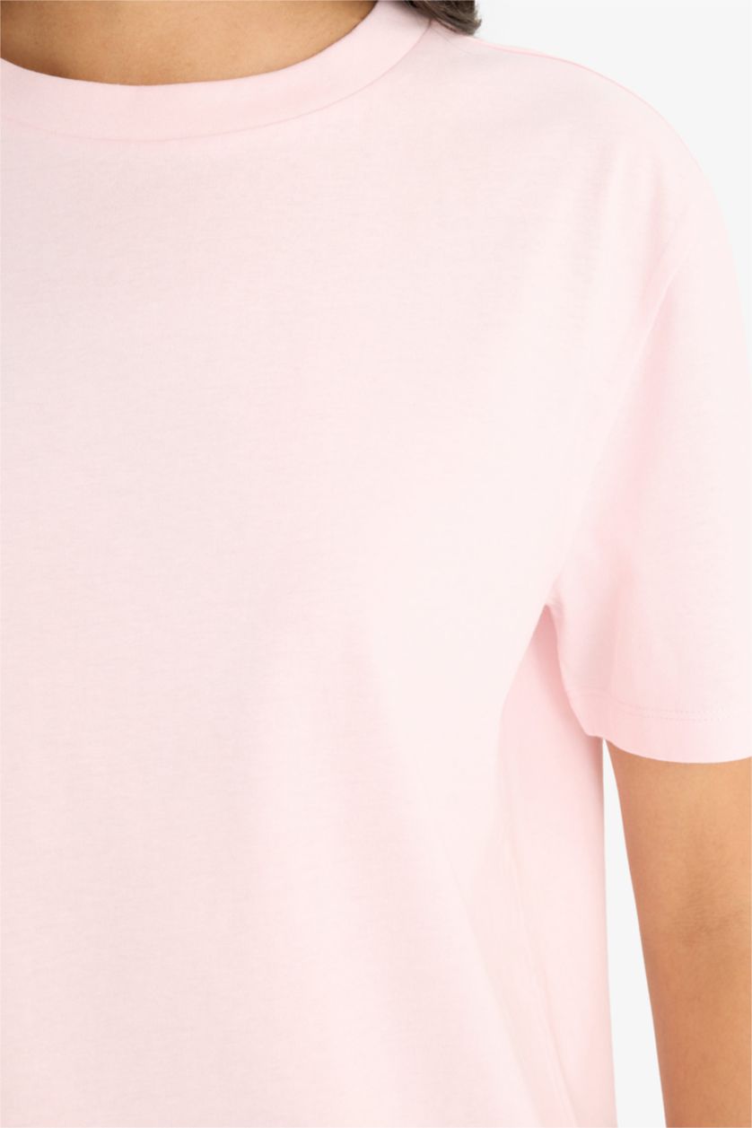 Woman Light Pink Regular Fit Crew Neck Basic Cotton T-Shirt