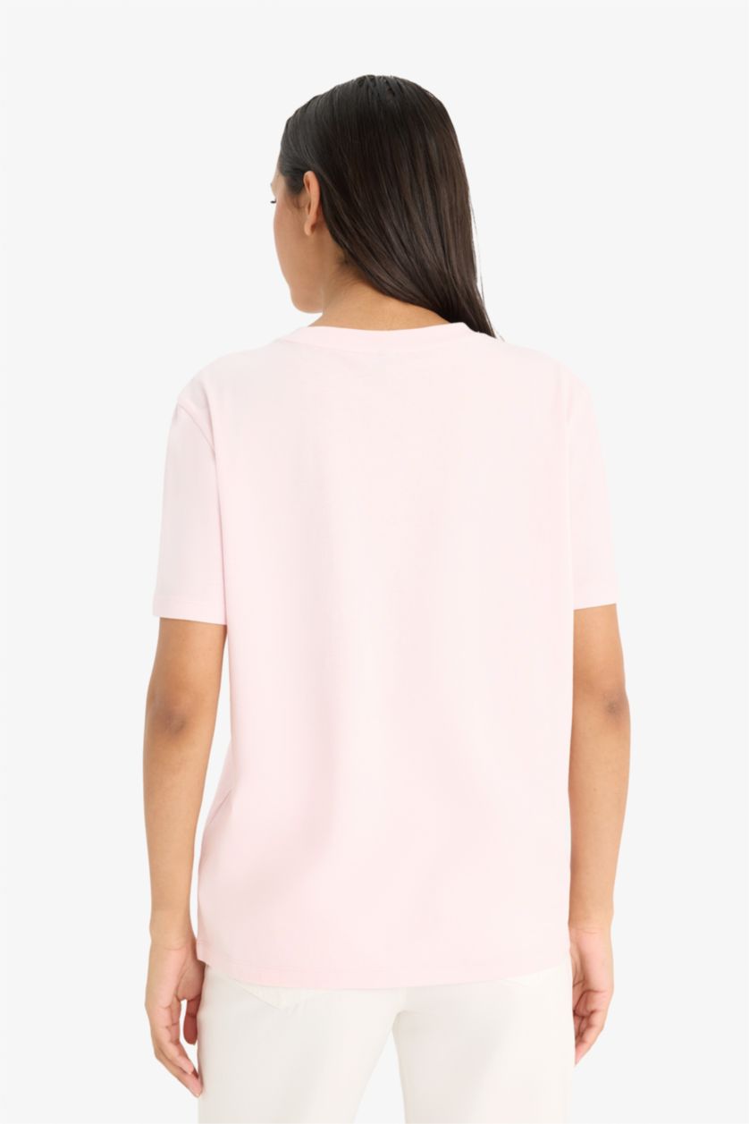 Woman Light Pink Regular Fit Crew Neck Basic Cotton T-Shirt