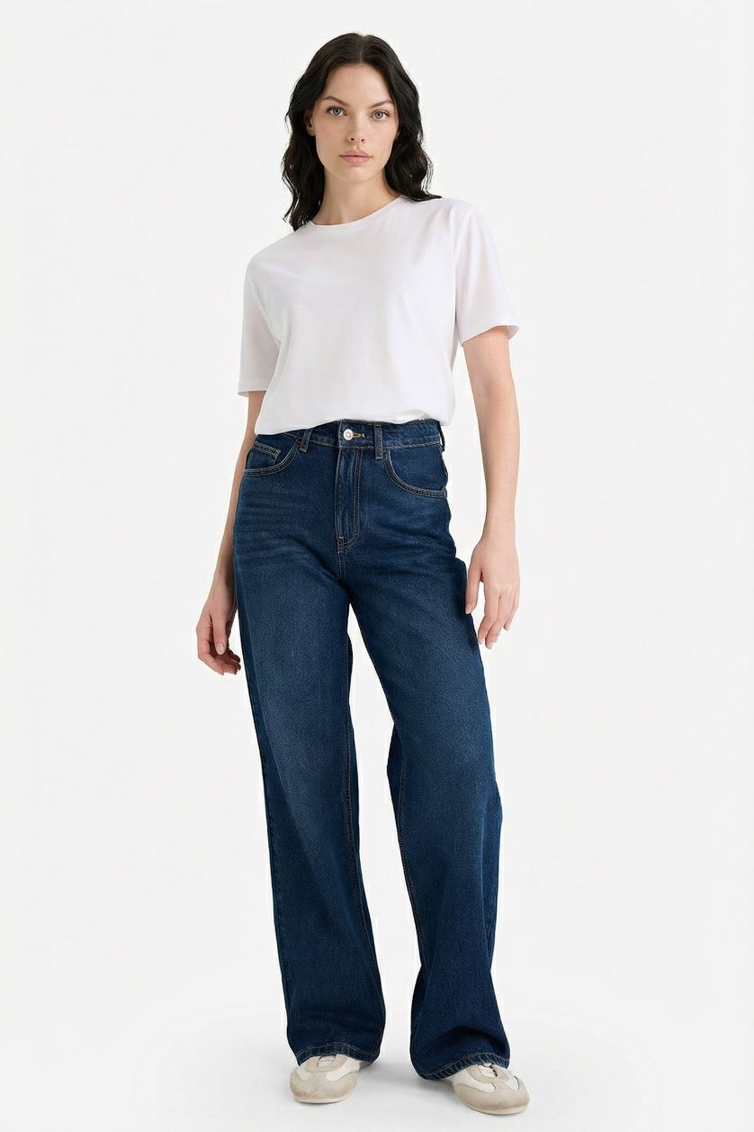 Әйелдерге ақ Regular Fit дөңгелек жағалы негізгі тегіс трикотаж қысқа жеңді футболка