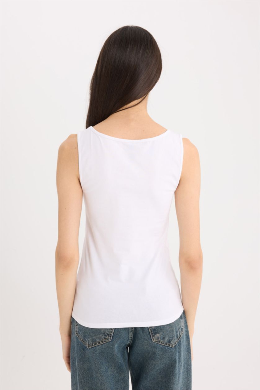 WOMAN White Slim Fit Basic Round Collar Sleeveless Tank Top