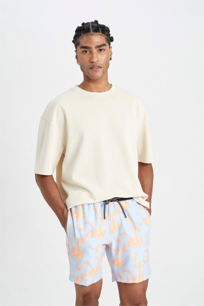 Erkek Açık Mavi Regular Fıt Desenli Kısa Boy Deniz Şortu