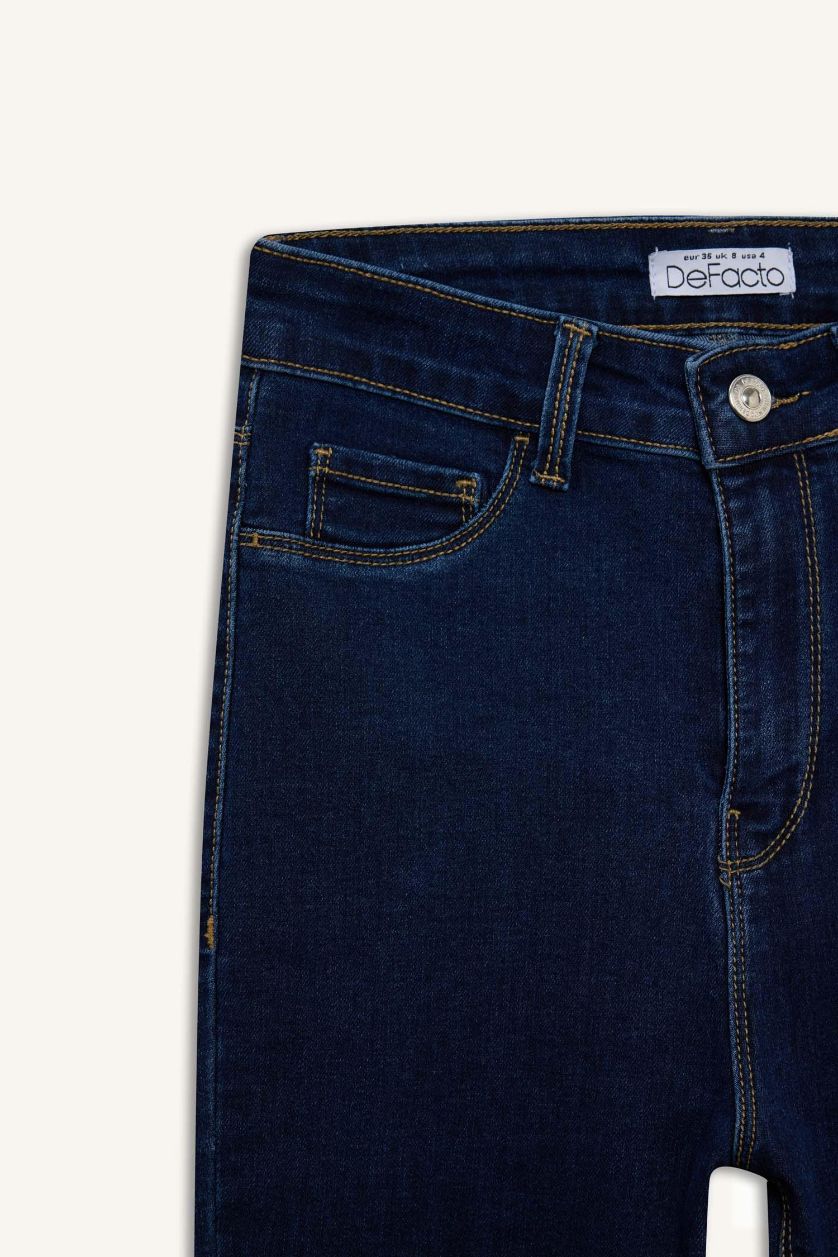 Kadın Koyu Mavi Yüksek Bel Bilek Boy Jean Pantolon