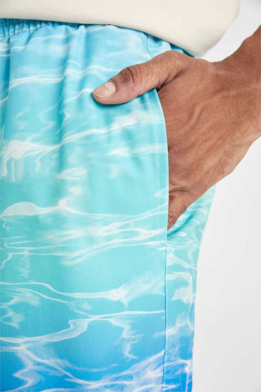 رجال نعناع شورت بحر قصير منقوش