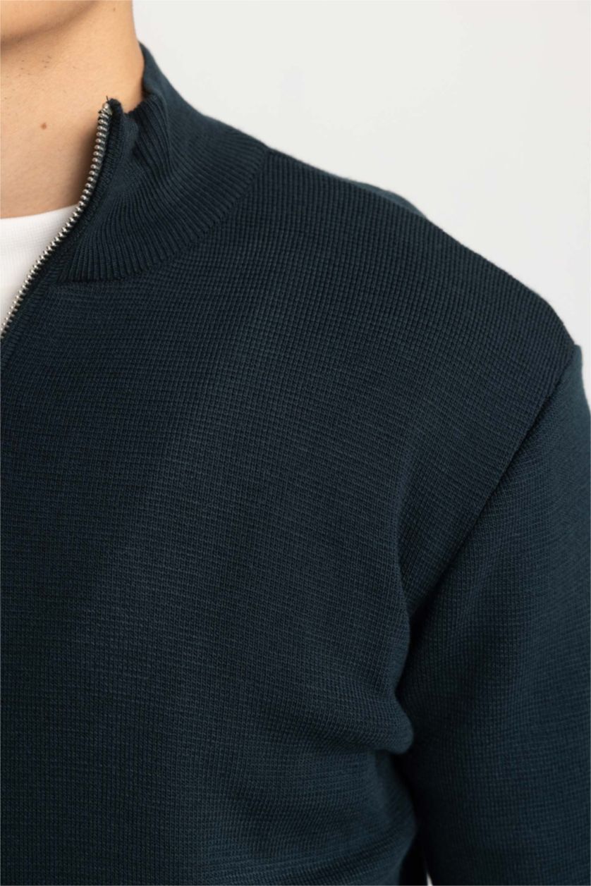 Erkek Koyu Yeşil Standart Fıt Triko Kazak