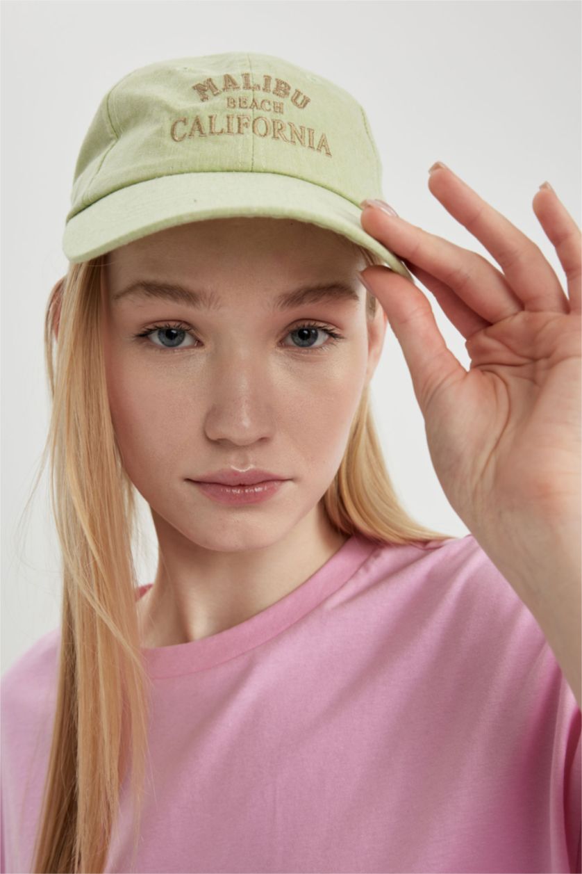 FEMME Vert Clair Bonnet en Lin Brodé pour Femme