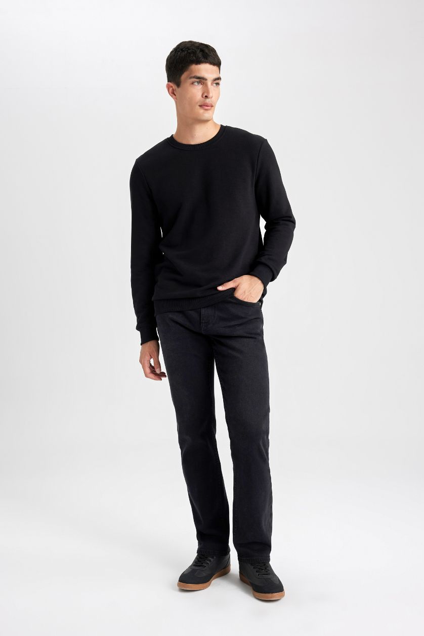 Erkek Siyah Regular Fıt Bisiklet Yaka Sweatshirt