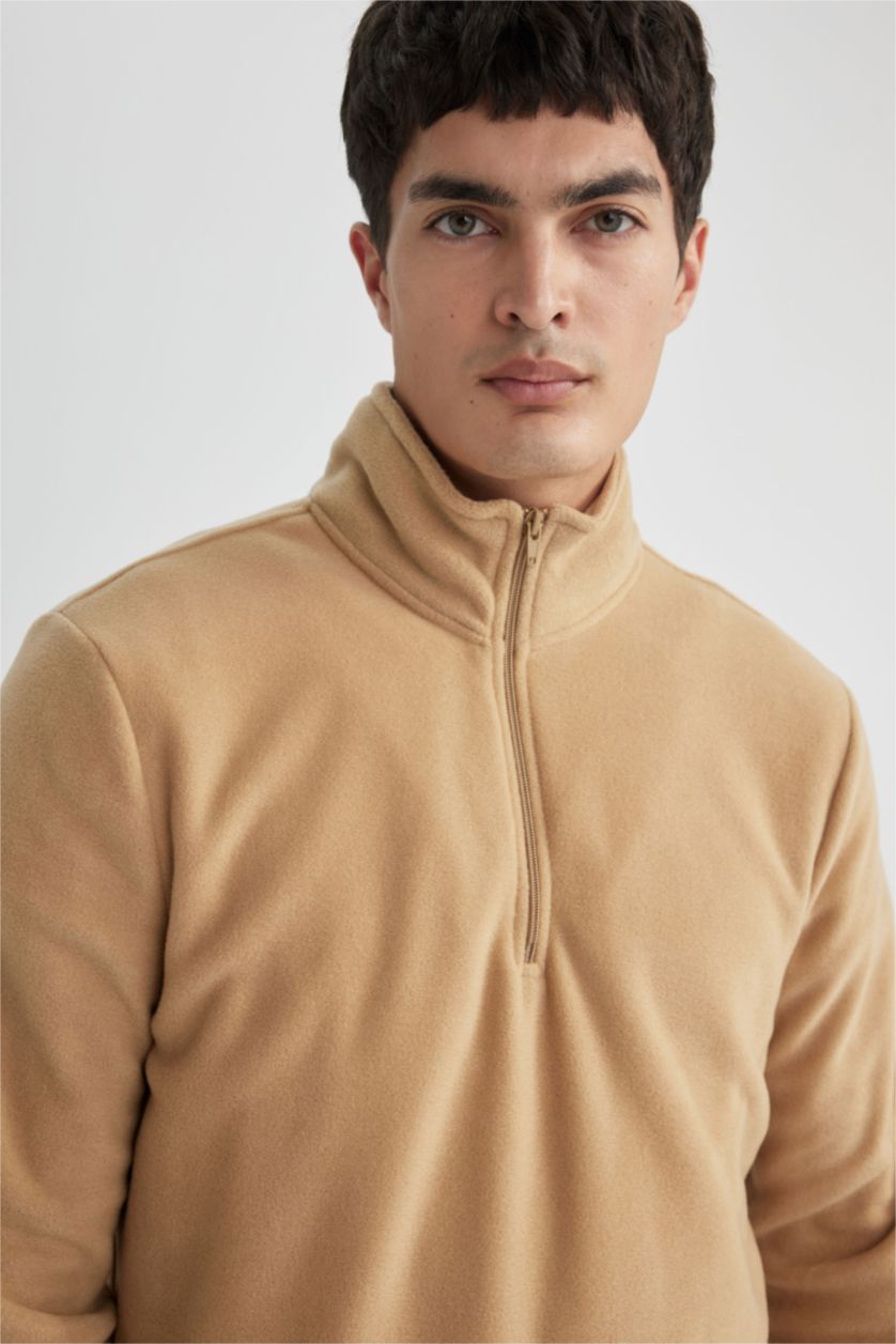Man Vison Regular Fit Sweatshirt