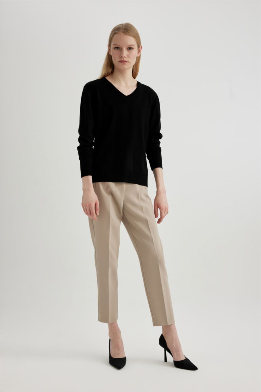 Women Black Regular Fit Knitwear Pullover