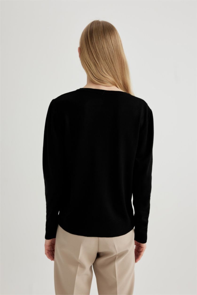 Women Black Regular Fit Knitwear Pullover