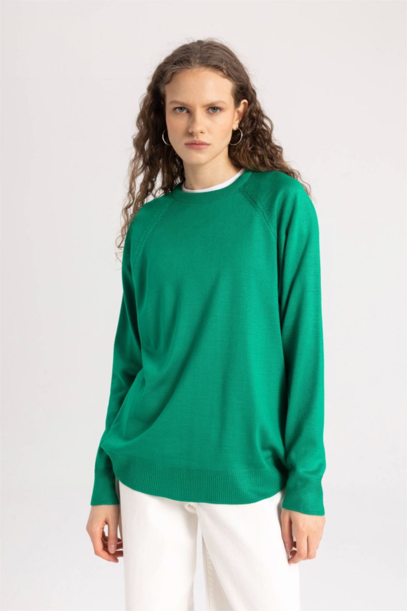 Women Green Relax Fit Knitwear Pullover
