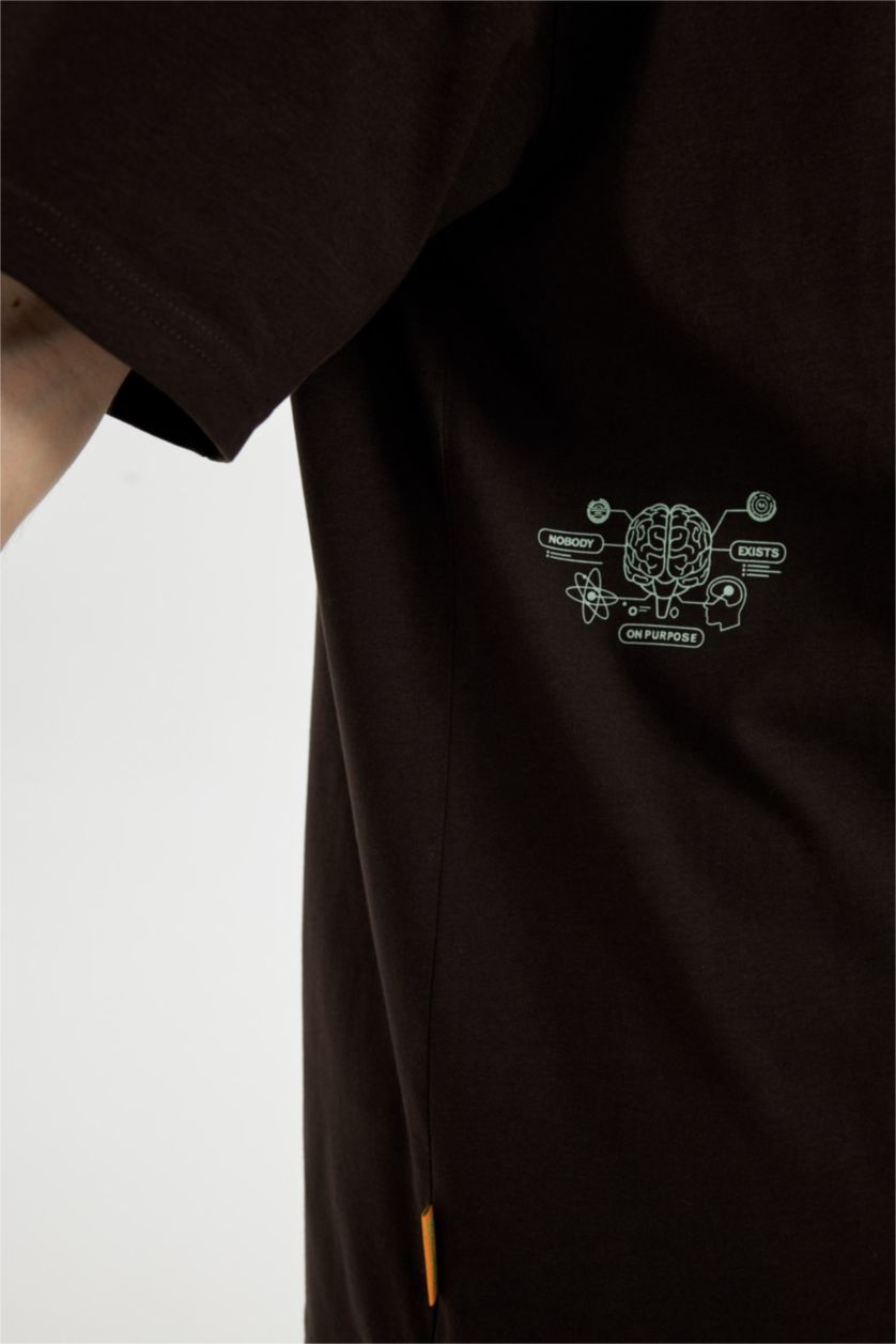 MAN Brown Rick and Morty Comfort Fit T-Shirt