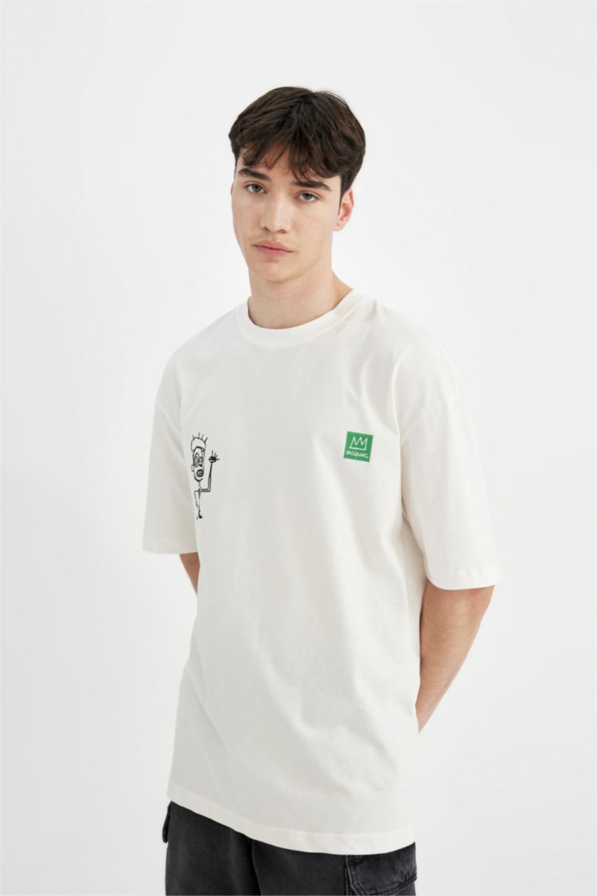 Erkek Ekru Jean Michel Basquiat Comfort Regular Fit Rahat Kalıp Bisiklet Yaka Sırt Baskılı Kısa Kollu Tişört