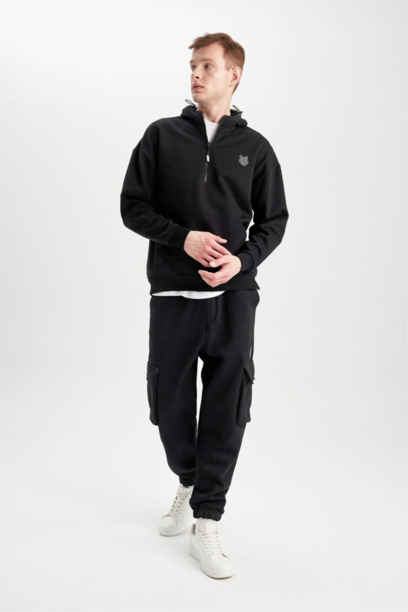 MAN Black Oversize Fit With Cargo Pocket Trousers
