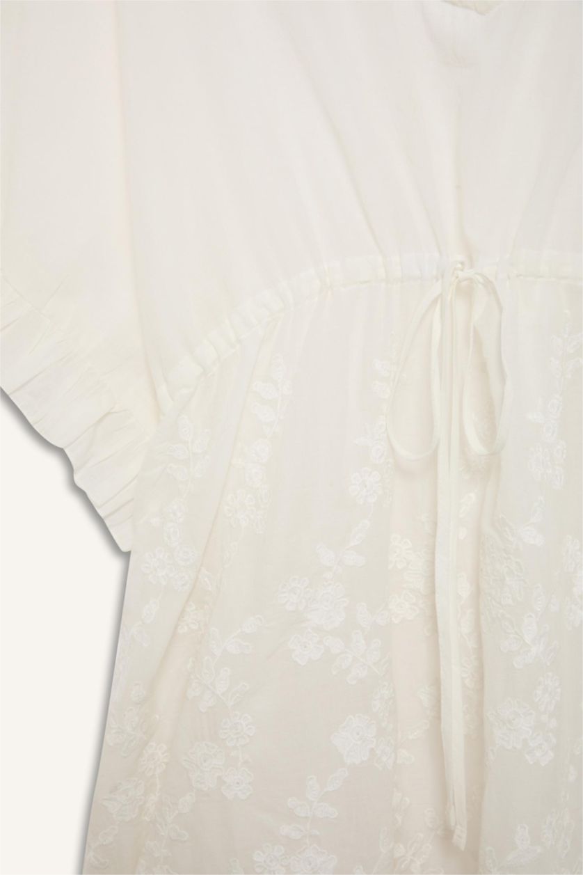 Kadın Kırık Beyaz V Yaka Baskılı Beyaz Kimono-Fall in Love