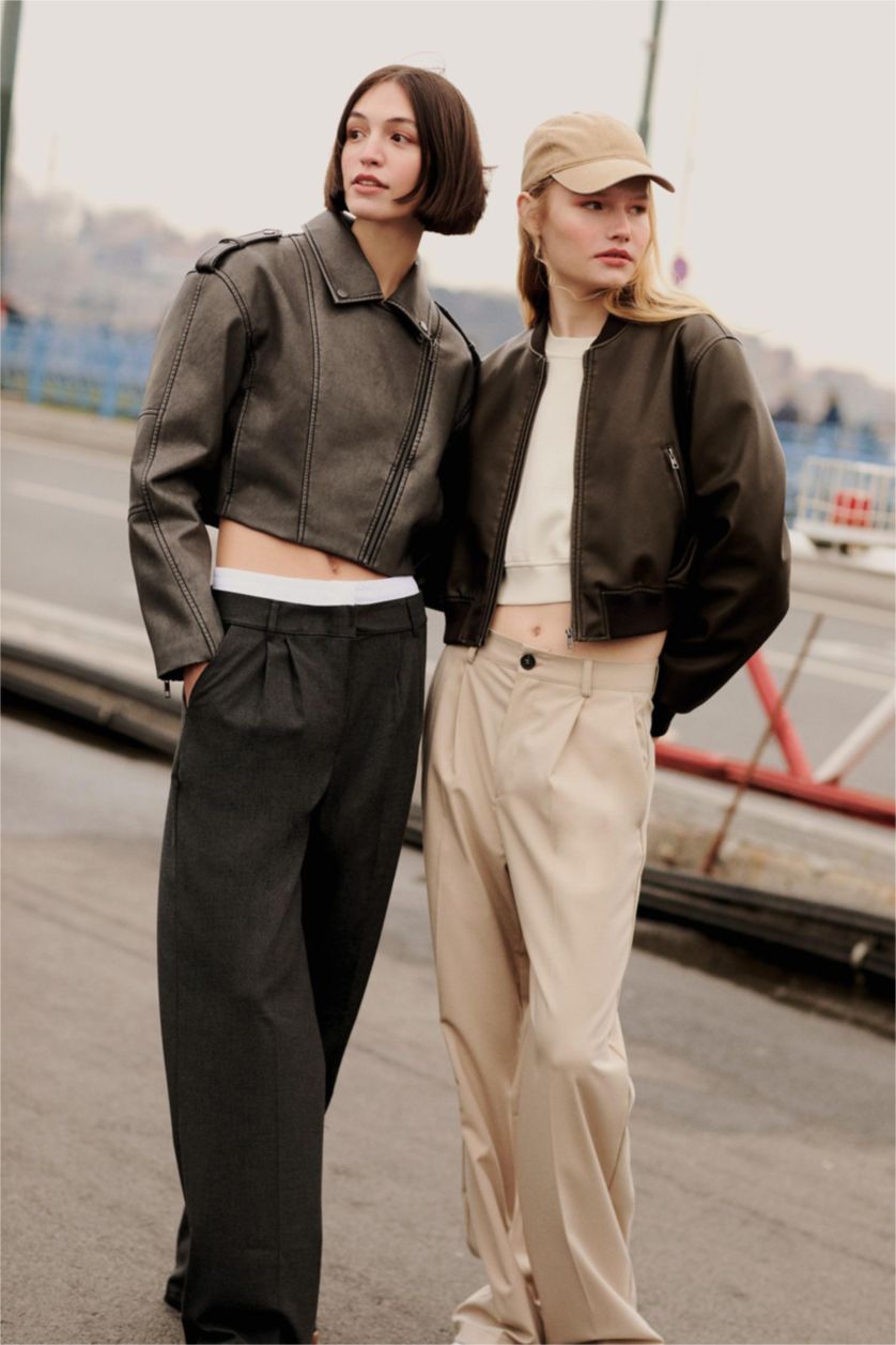 Kadın Açık Kahve Kolej Yaka Çıtçıtlı Cepli Eskitme Suni Deri Bomber Ceket