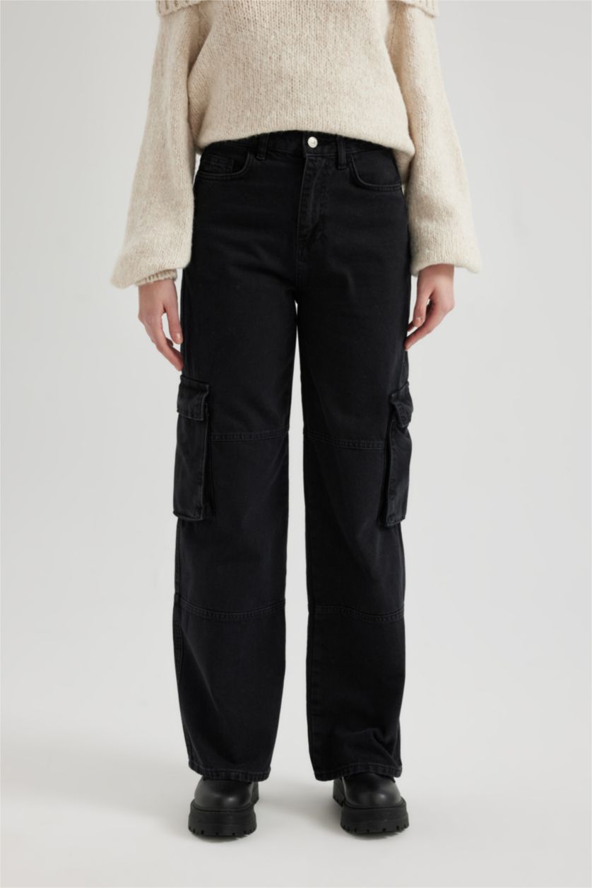 حريمي أسود بنطلون جينز كارجو قصة مستقيمة وخصر عالي