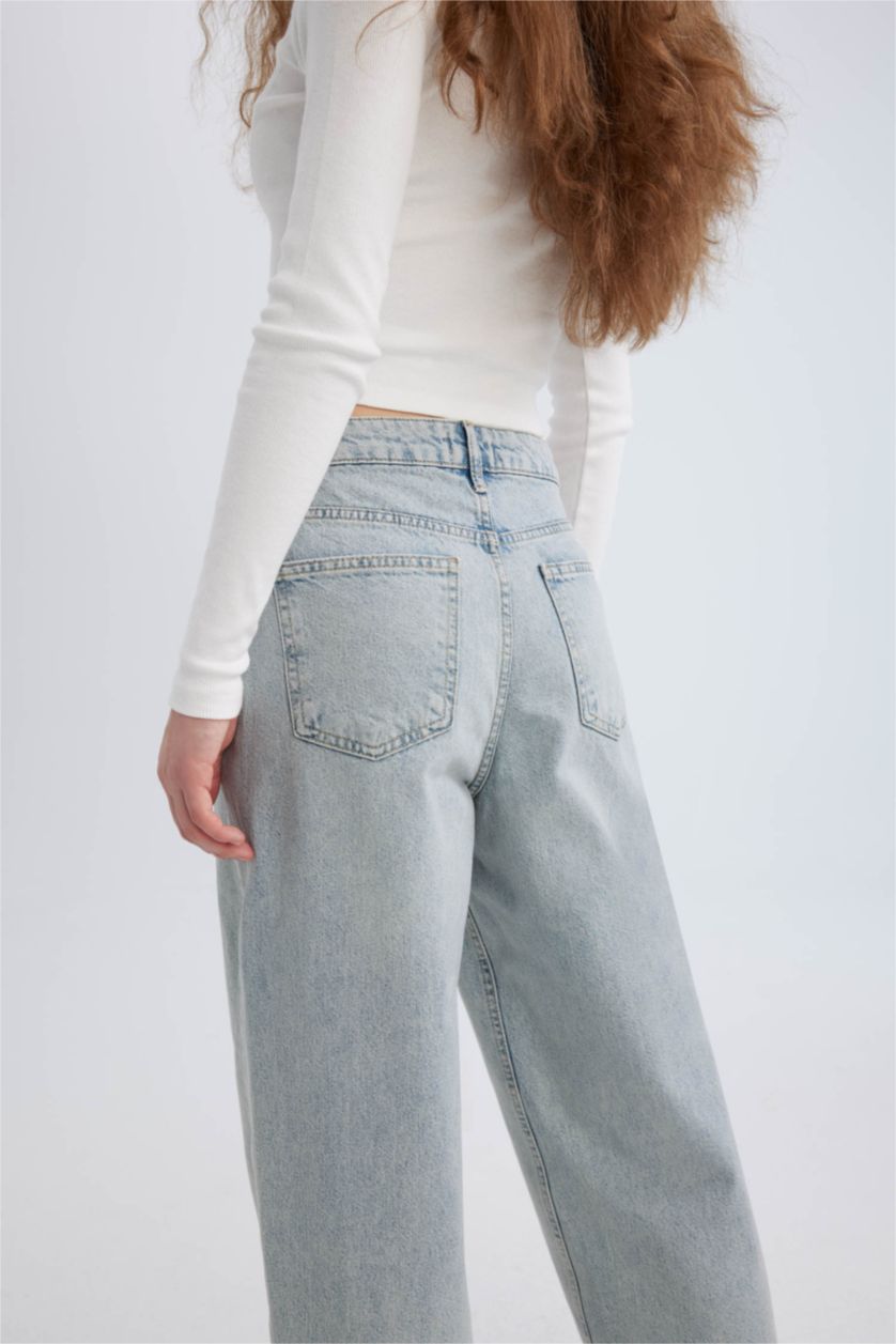 FEMME Indigo Clair Pantalon Coupe Carrot Lavé à La Cheville à Taille Haute