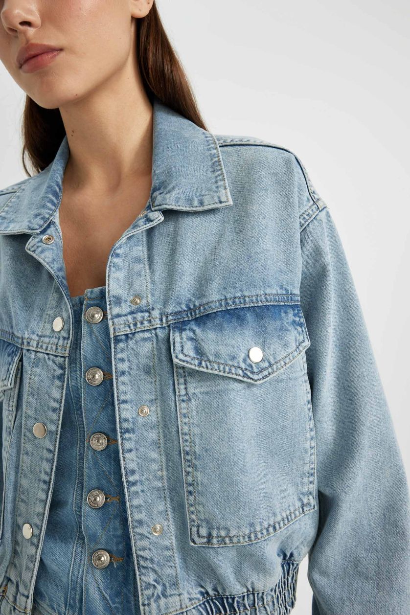 نساء نيلي فاتح Jacket