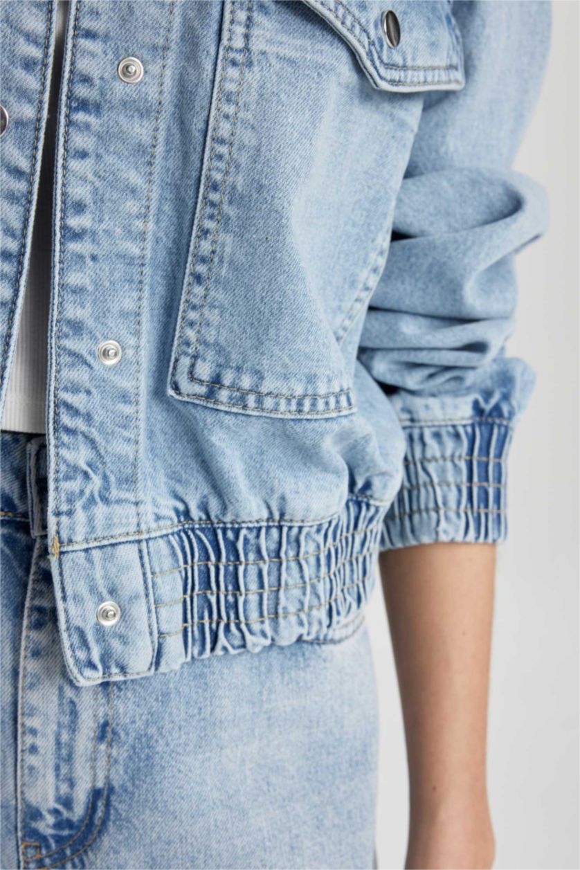 نساء نيلي فاتح Jacket