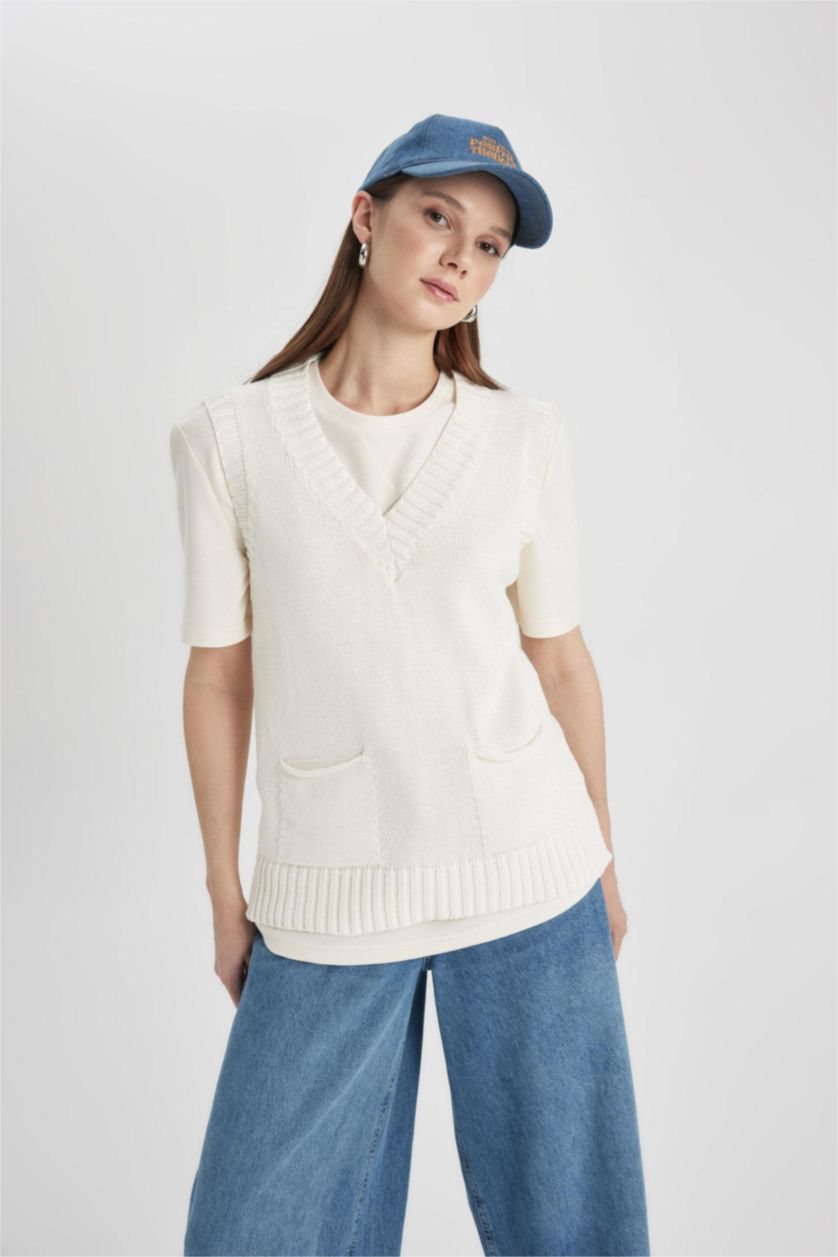 WOMAN Ecru Regular Fit Polo Neck Vest