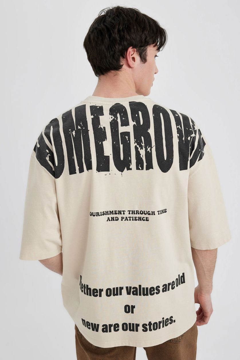 Erkek Bej Loose Fit Bisiklet Yaka Sırt Baskılı Kısa Kollu Tişört
