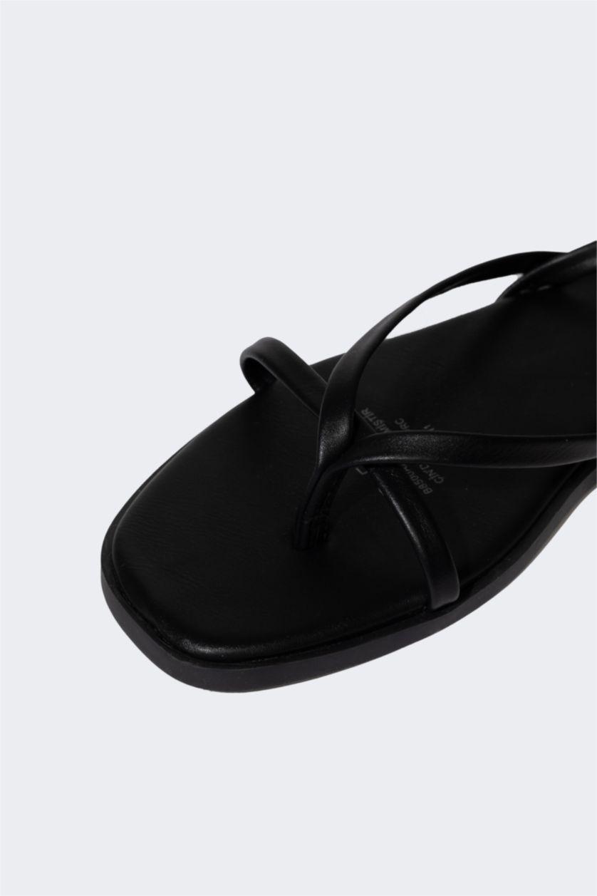 WOMAN Black Woman Lace-up Flat Heel Sandals