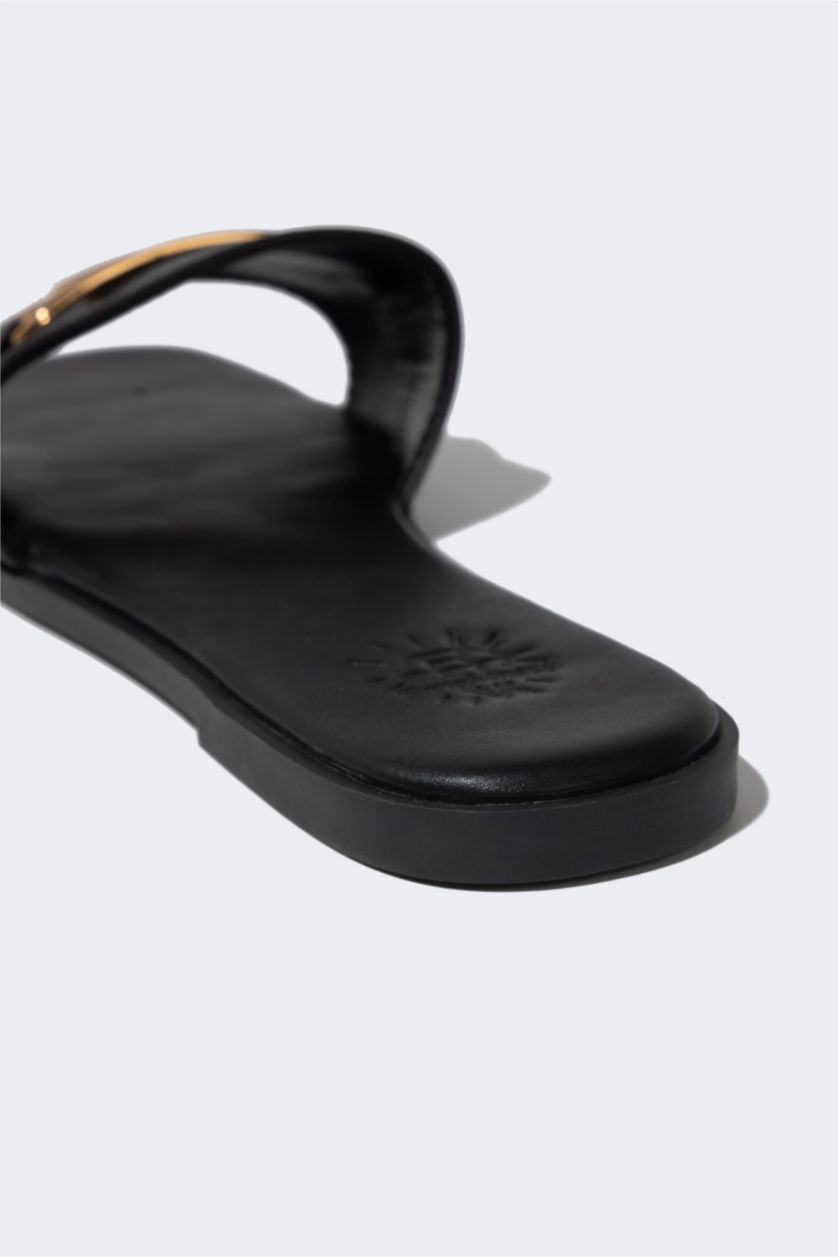 WOMAN Black Woman Flat Sole Single Strap Faux Leather Slippers