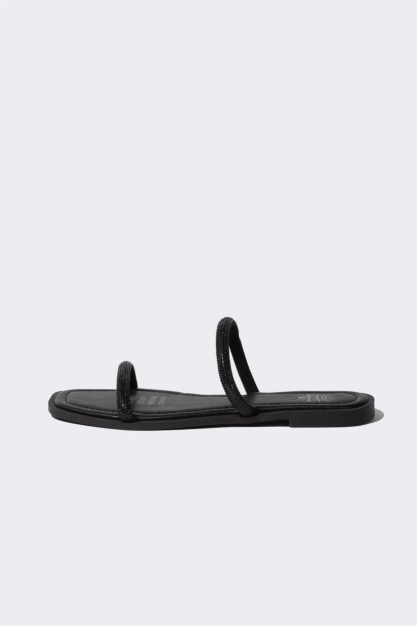 WOMAN Black Woman Flat Sole Double Banded Faux Leather Slippers