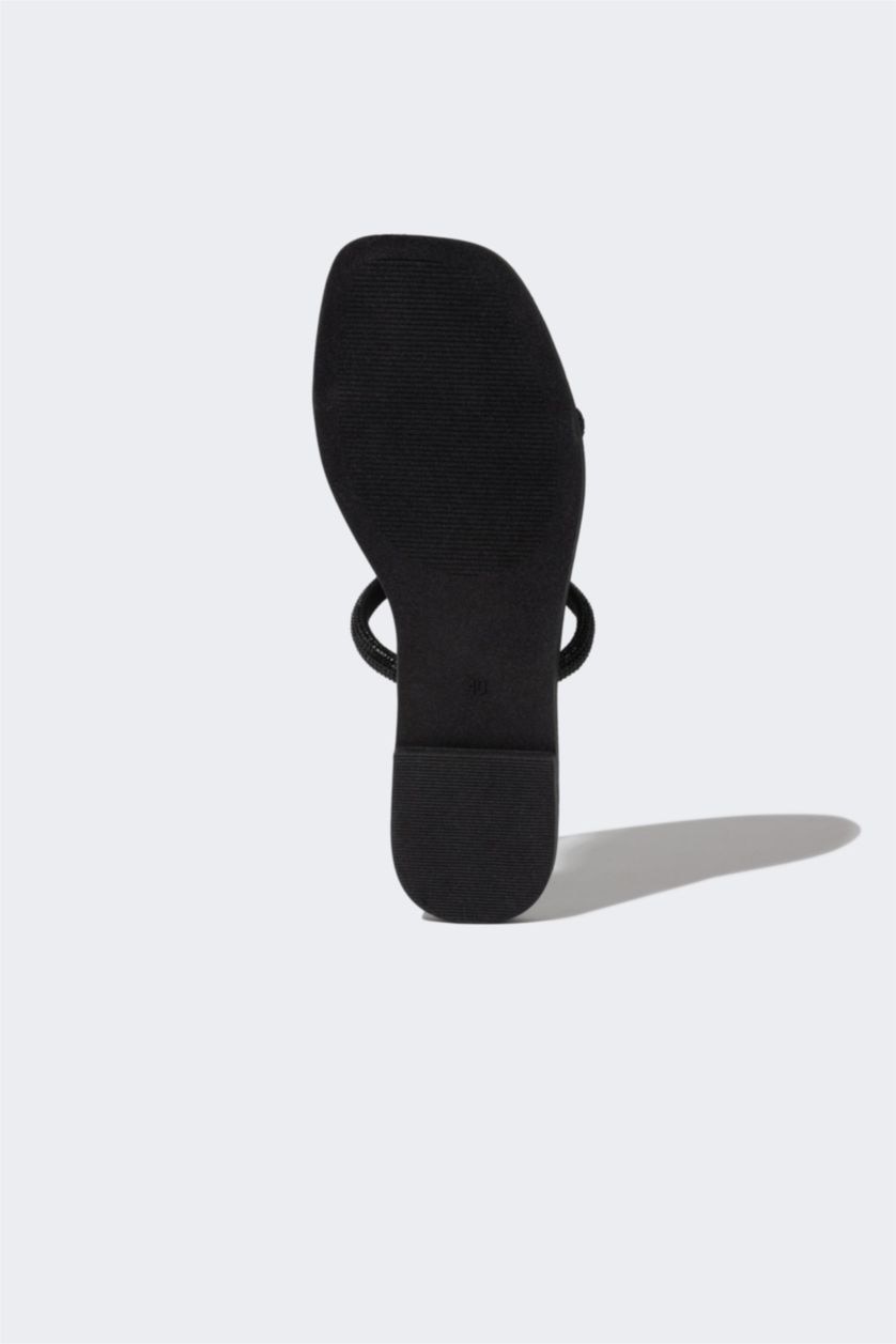 WOMAN Black Woman Flat Sole Double Banded Faux Leather Slippers