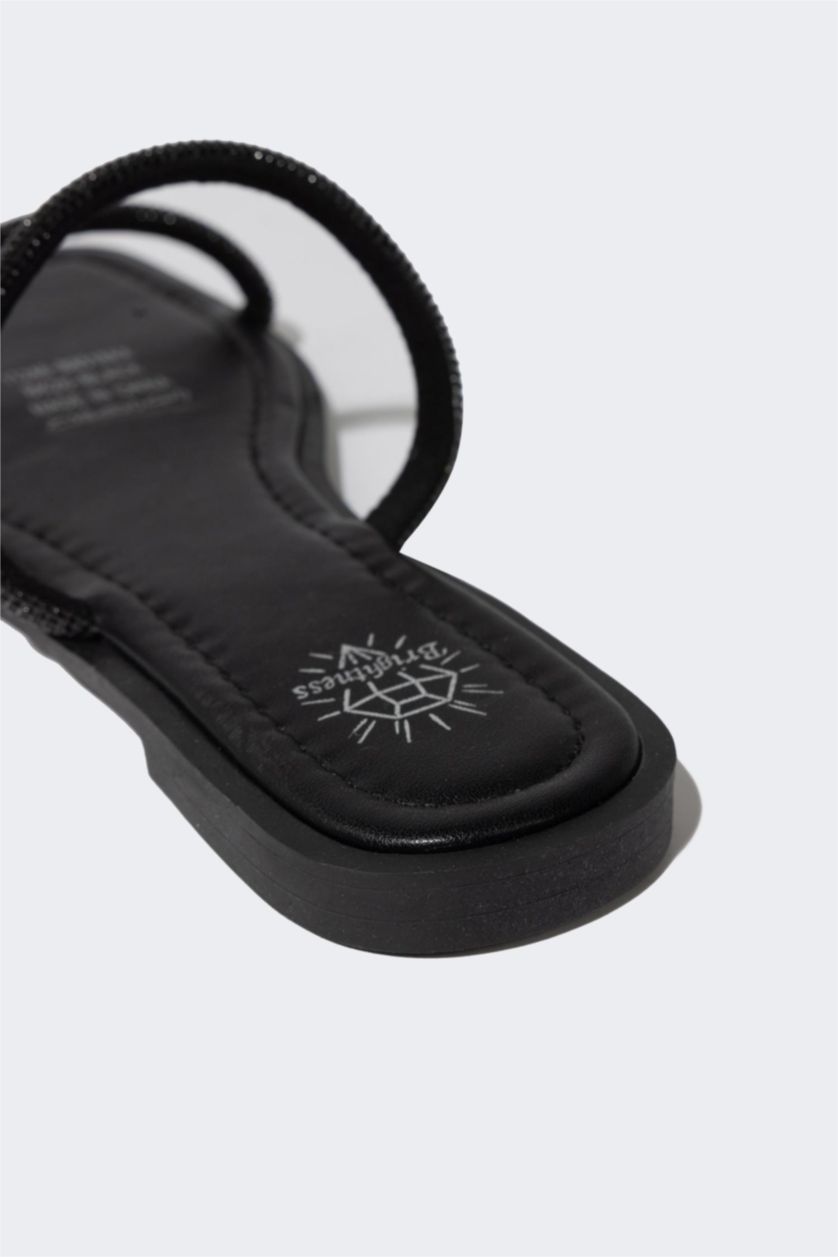 WOMAN Black Woman Flat Sole Double Banded Faux Leather Slippers