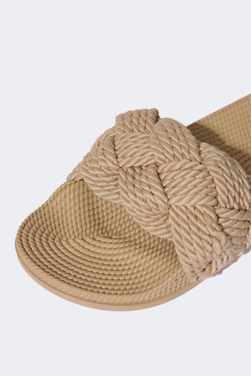 FEMME Beige Sandales à bande unique pour femme