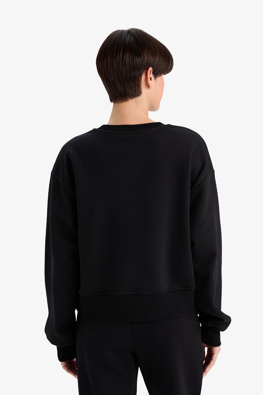 WOMAN Black Boxy Fit Crew Neck Basic Sweatshirt