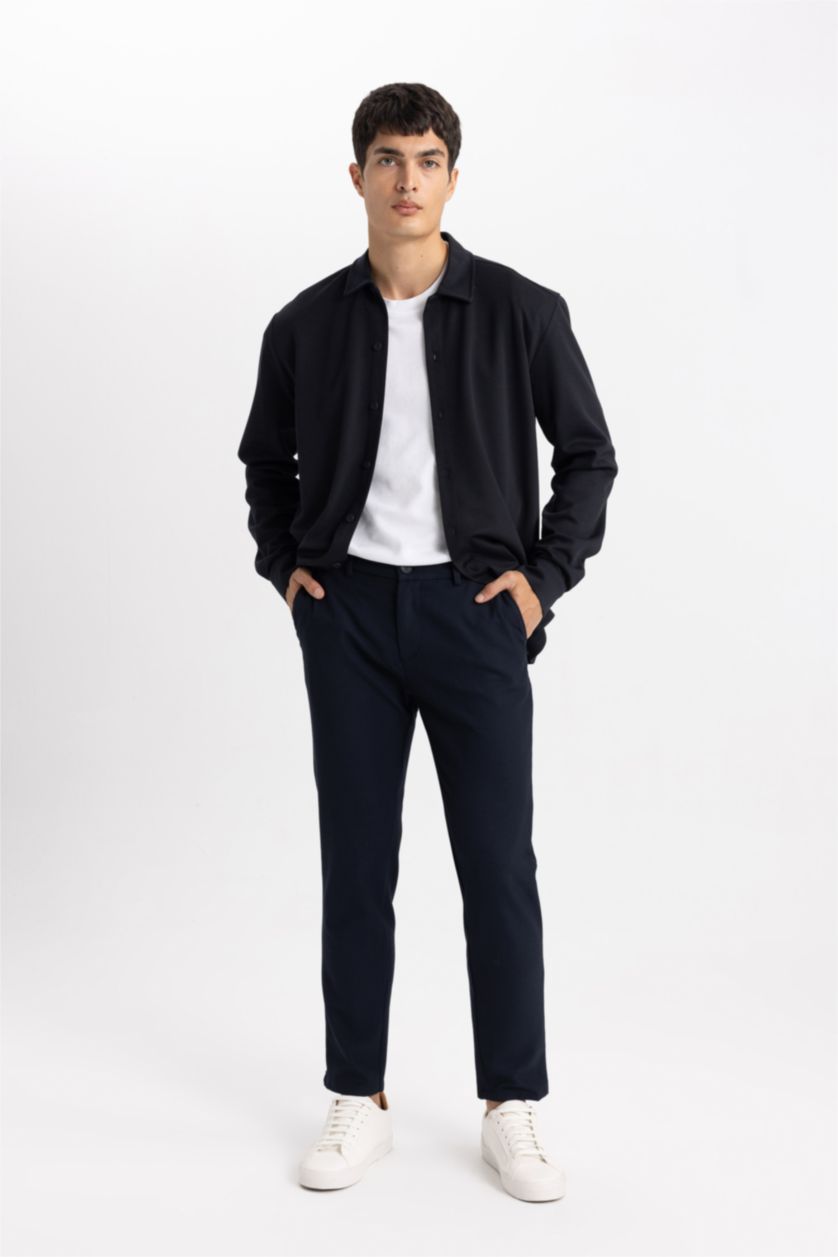 MAN NAVY Jogger Pants