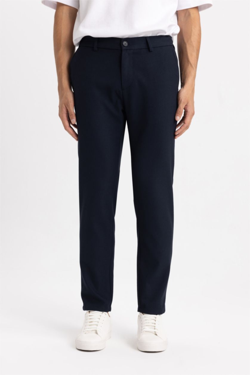 MAN NAVY Jogger Pants