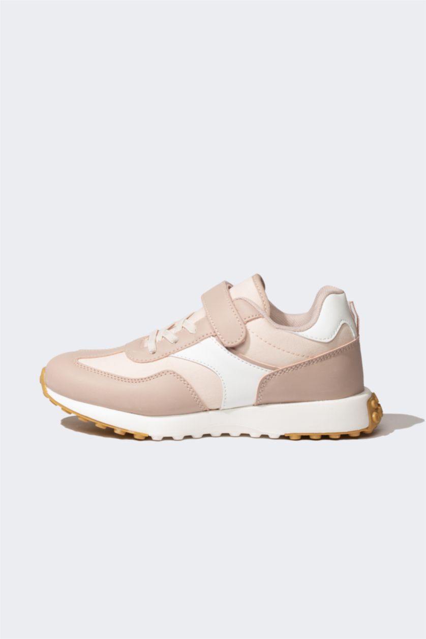 GIRLS & TEENS Beige Girl High Sole Faux Leather Sneakers