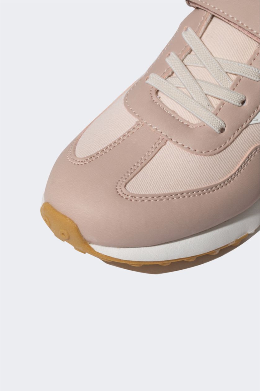 GIRLS & TEENS Beige Girl High Sole Faux Leather Sneakers