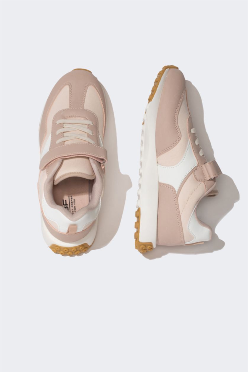 GIRLS & TEENS Beige Girl High Sole Faux Leather Sneakers