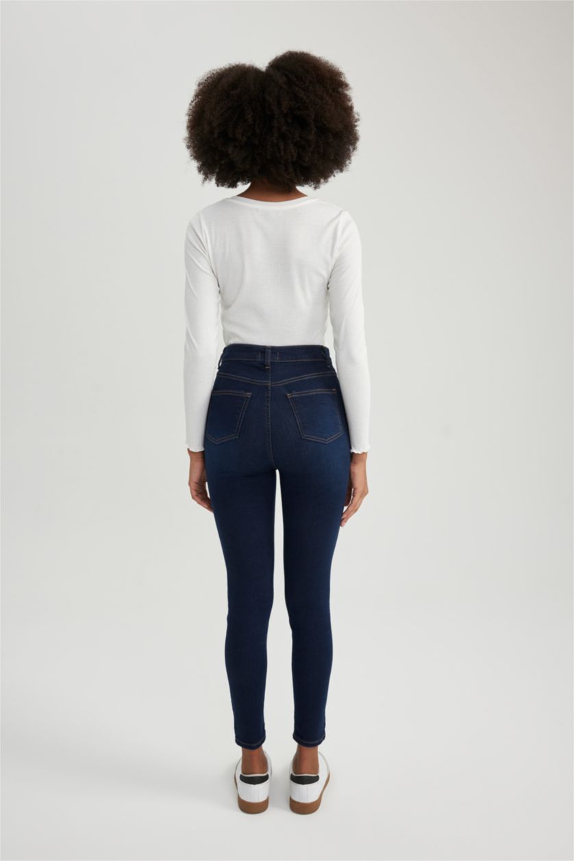 Women Dark Blue Super Skinny Fit Trousers