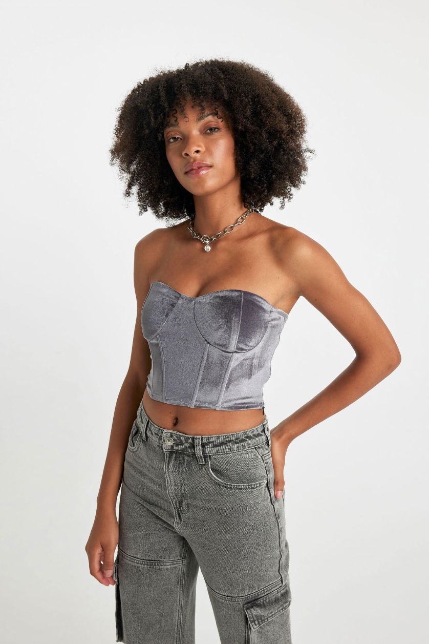 WOMAN Anthracite Heart Collar Sleeveless Blouse