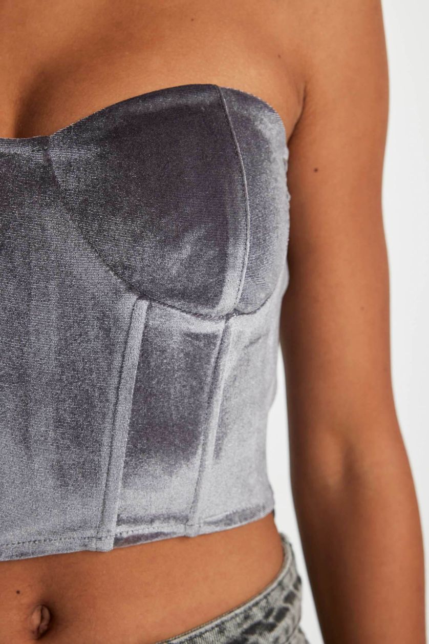 WOMAN Anthracite Heart Collar Sleeveless Blouse