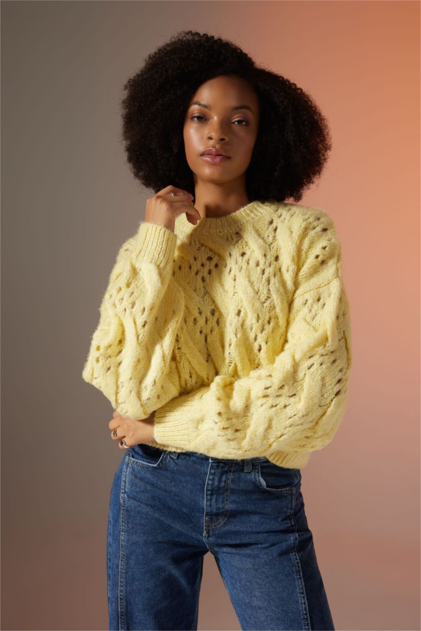 WOMAN Light Yellow Oversize Fit Crew Neck Openwork Knitted Pullover