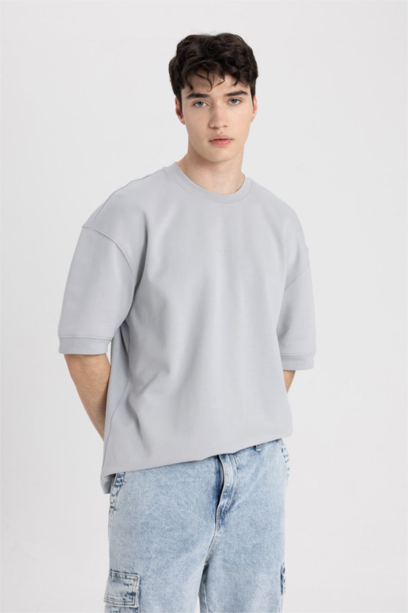 MAN Light Grey Loose Fit Crew Neck Printed Heavy Fabric T-Shirt