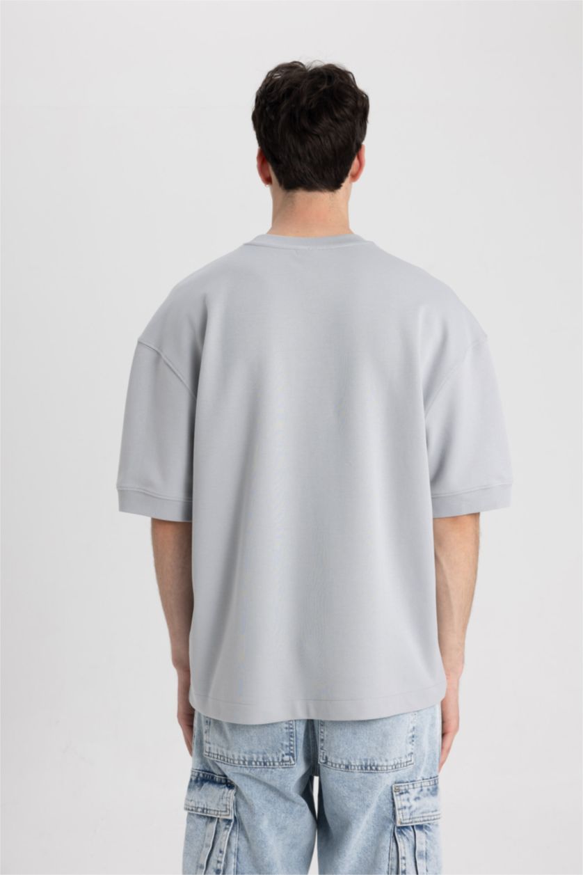 MAN Light Grey Loose Fit Crew Neck Printed Heavy Fabric T-Shirt