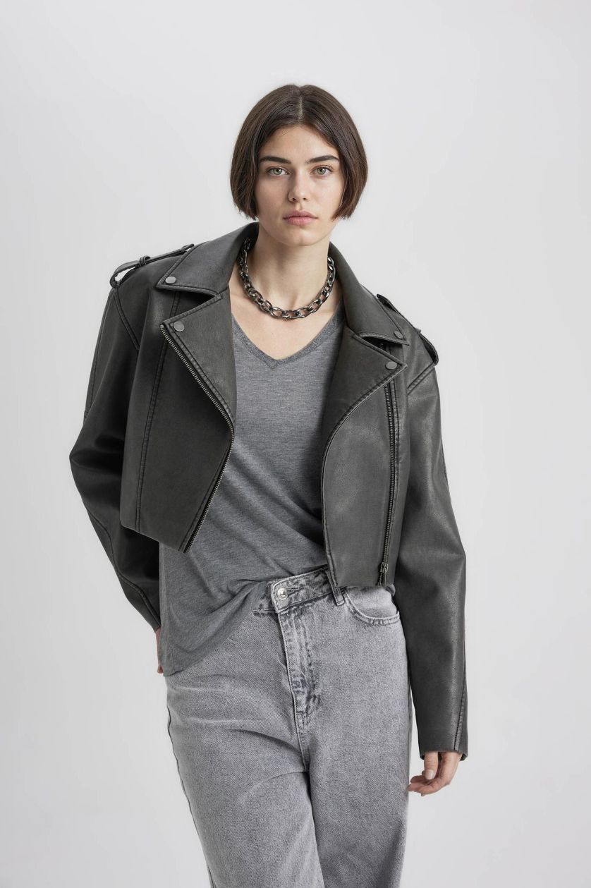 Kadın Antrasit Regular Kalıp Fermuarlı Eskitme Suni Deri Kısa Bomber Ceket