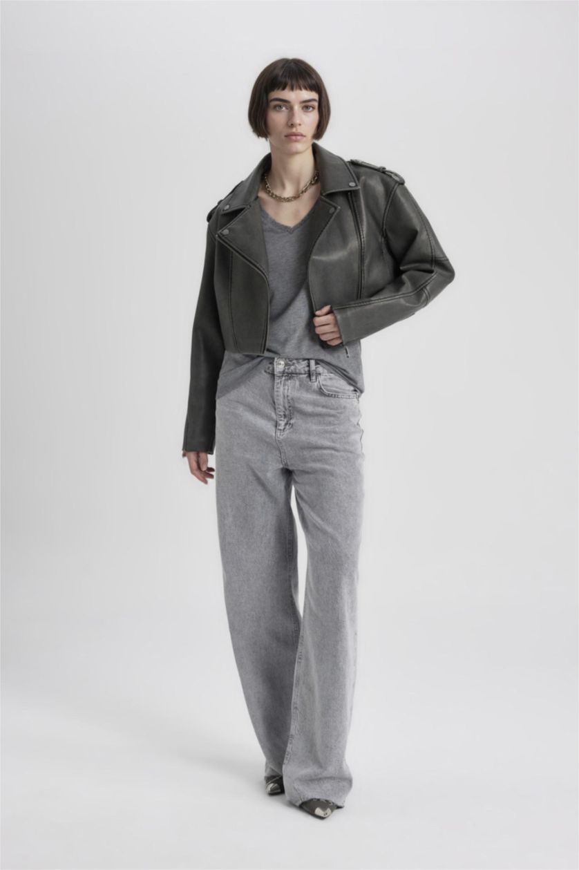 Kadın Antrasit Regular Kalıp Fermuarlı Eskitme Suni Deri Kısa Bomber Ceket