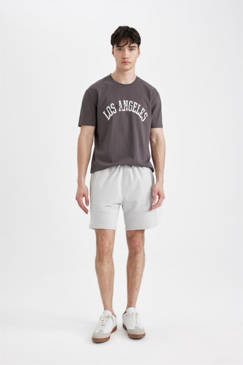 Man Light Grey Slim Fit Super Skinny Hem Shorts