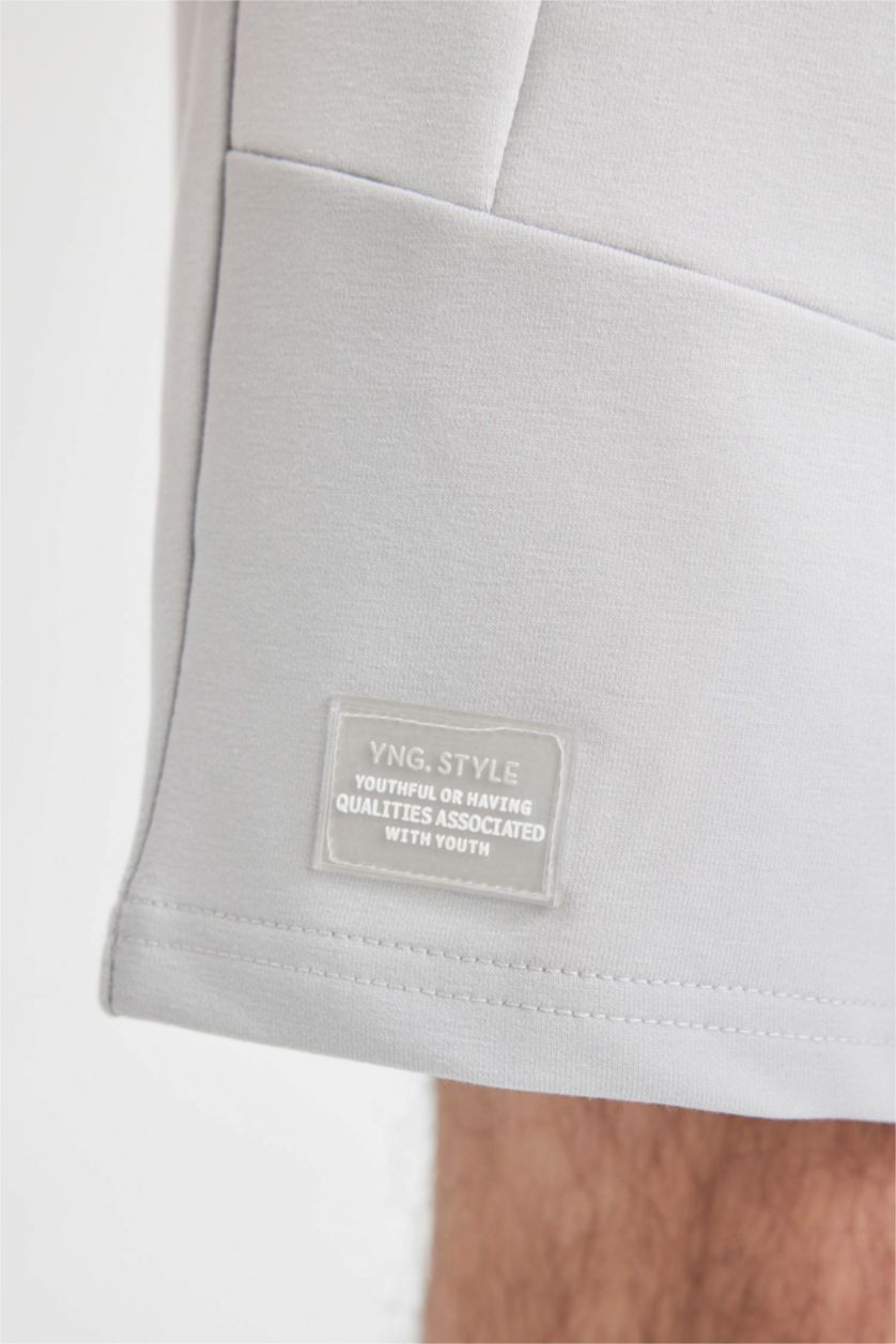 Man Light Grey Slim Fit Super Skinny Hem Shorts