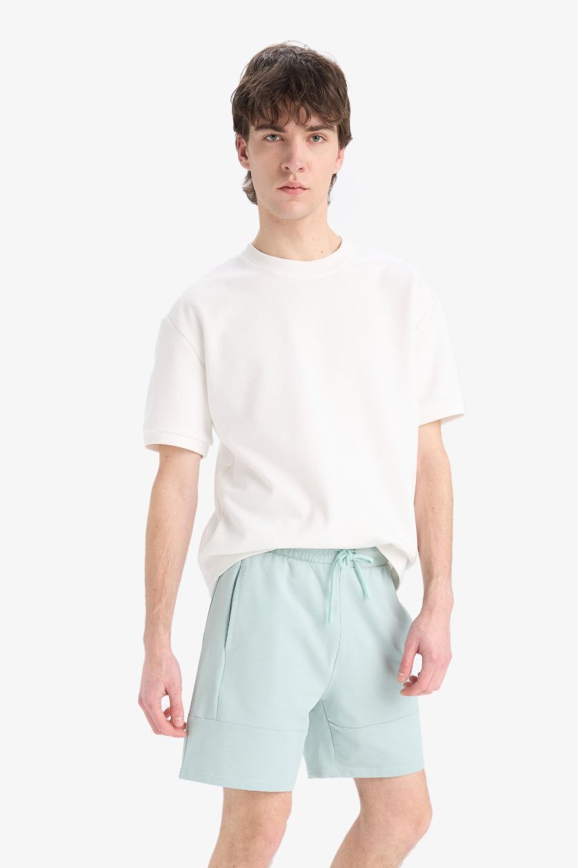 Erkek Mint Slim Fit Dar Kesim Dar Paça Basic Düz Şort