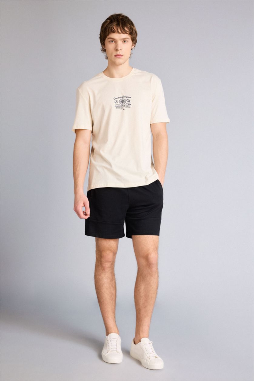 Man Black Slim Fit Super Skinny Hem Shorts